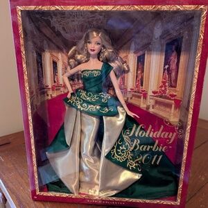 Barbie Collector Holiday Doll 2011 Green & Gold Dress Blonde NIB NRFB